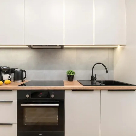 Charming Pet-friendly With Terrace By Renters